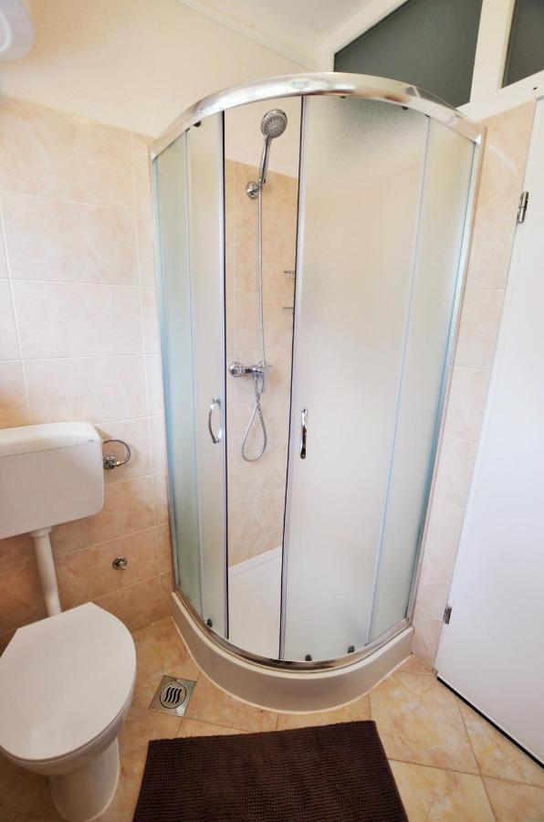 Apartment Leo Umag Extérieur photo