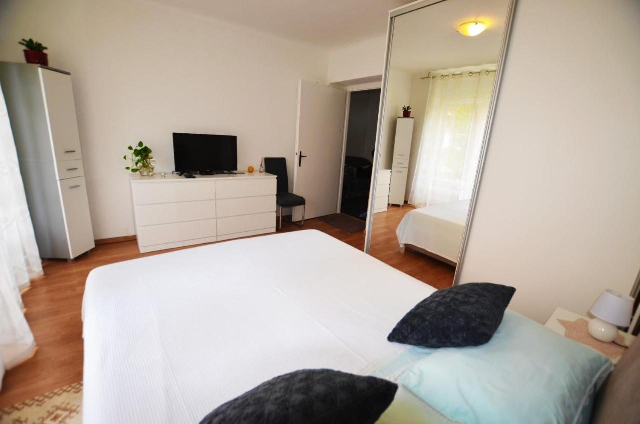 Apartment Leo Umag Extérieur photo
